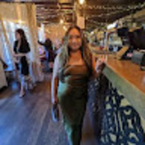 Meet your Posher, Luisa erika